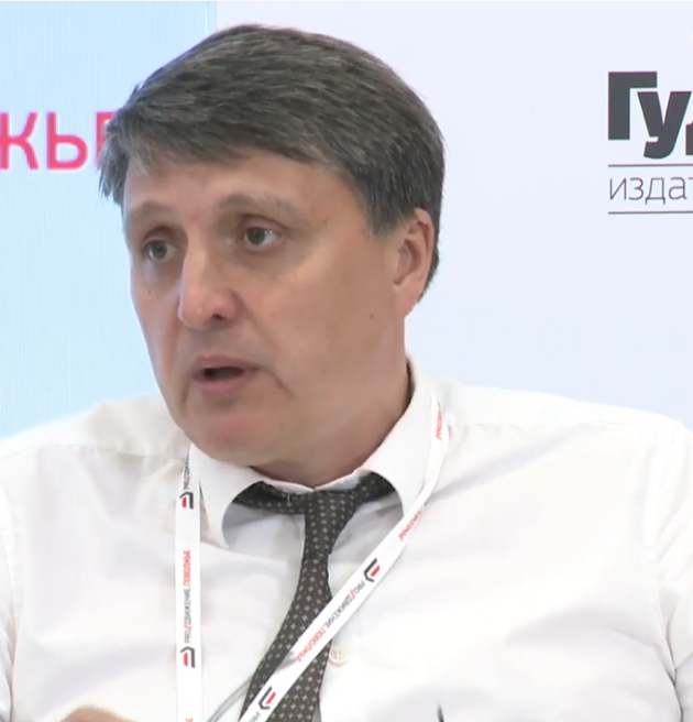 Азат Чанышев